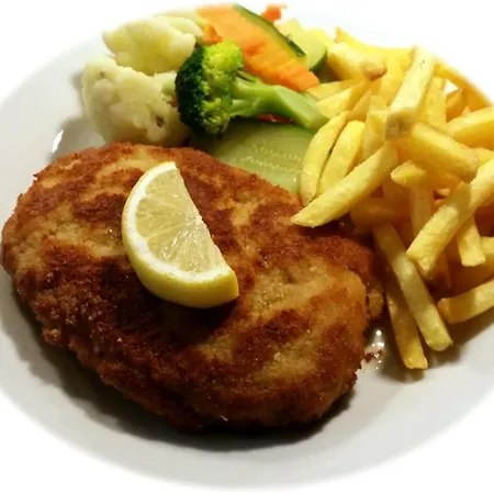 Mirchel Pintli Gross Mit Balkon, Und Restaurant Hotel *